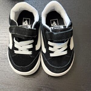 Vans black toddler size 5.5